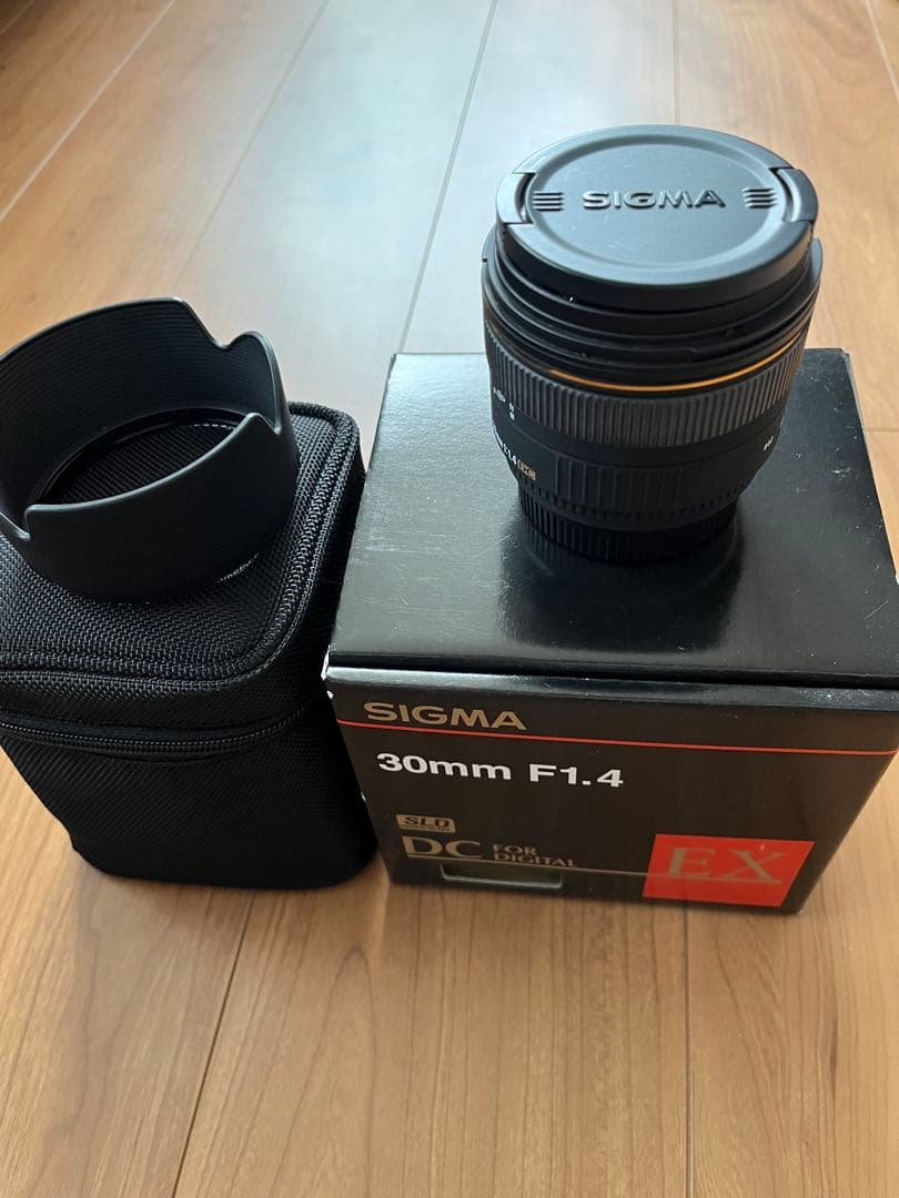 〔美品〕SIGMA シグマ　30mm F1.4 DC ペンタックス用