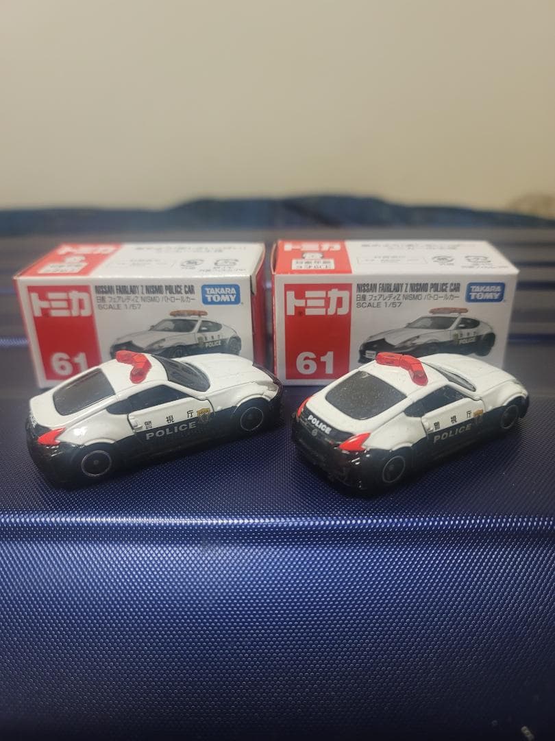 パトカー警察車両15台