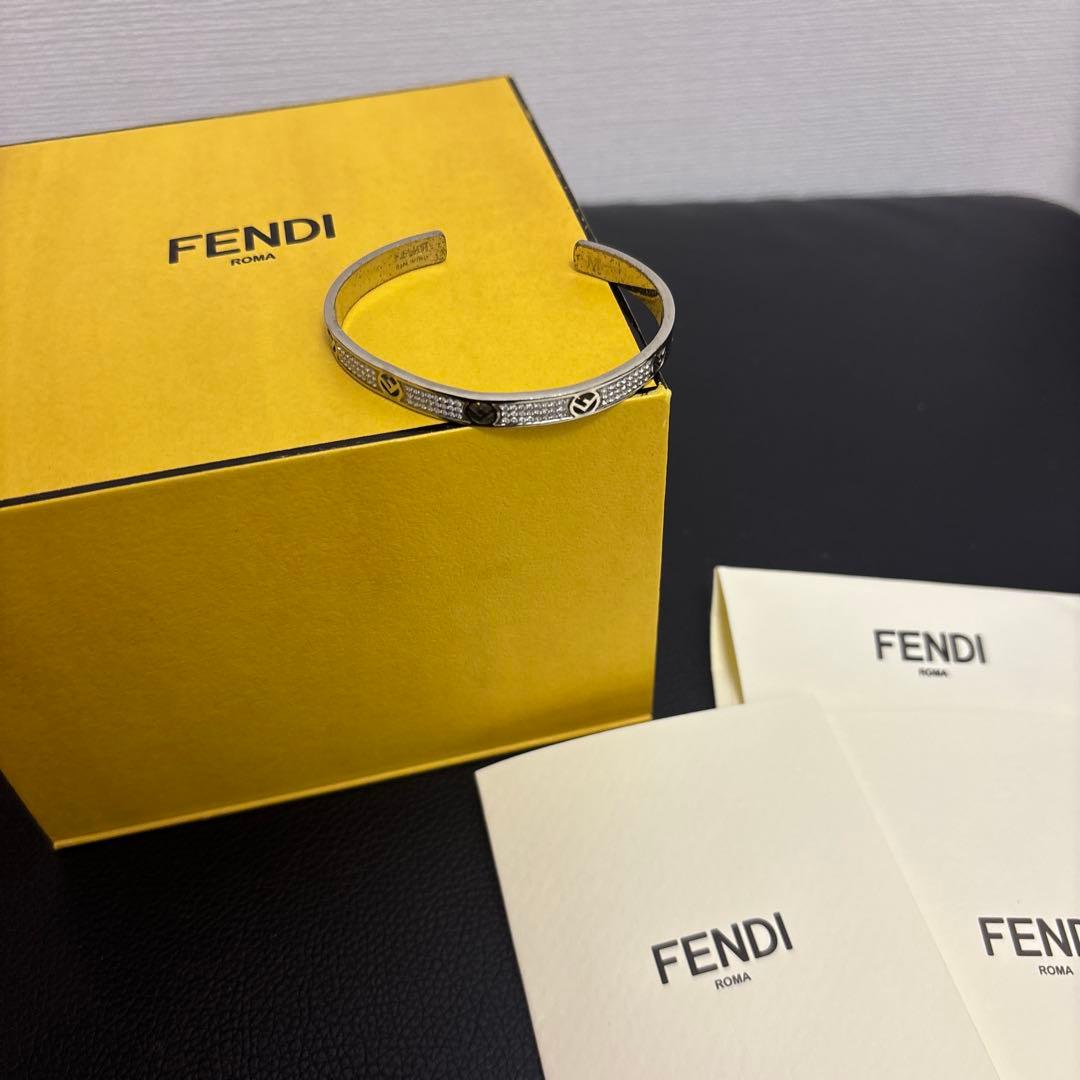 FENDI フェンディー バングル シルバー