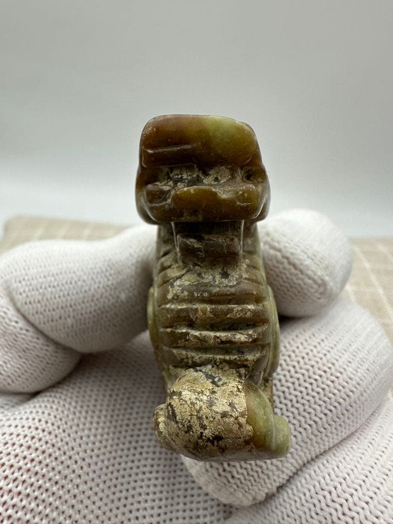 【中国古美術】紅山文化 古墳の物 旧蔵 置物 古玉 （麒麟）收藏品