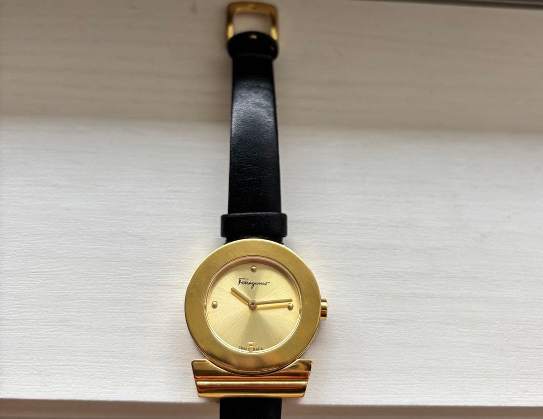 【美品】Salvatore Ferragamo フェラガモ腕時計