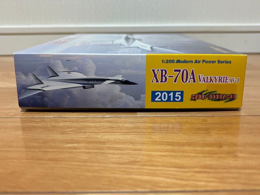 サイバーホビー 1/200 XB-70A ヴァルキリー AV-1 未組立