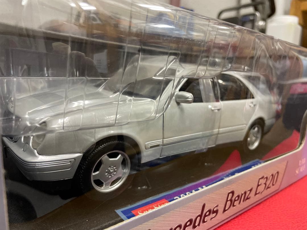 2001 メルセデスベンツ　E320