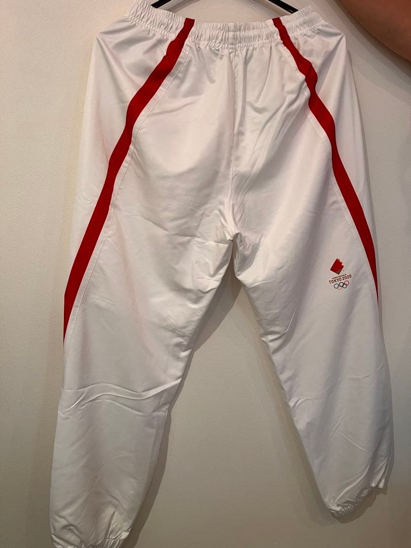 東京オリンピック聖火トーチ&ランナー用ユニフォーム