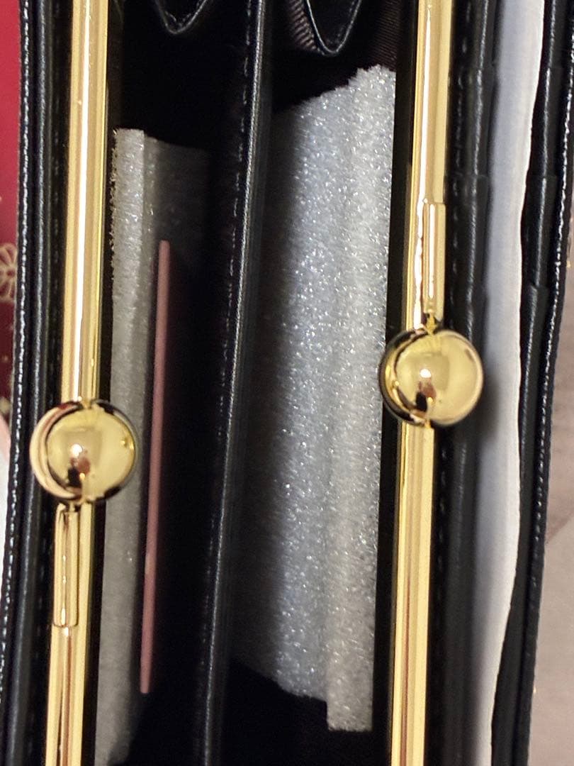 Samantha Thavasa ラメレザービジュー 口金折財布