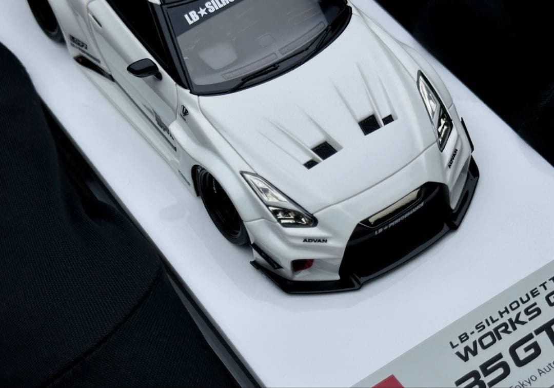 アイドロン　LBWK make up GTR R35
