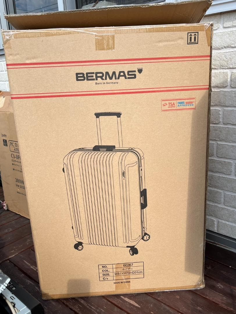 【新品未使用品】BERMAS ネイビー キャリーケース　97L