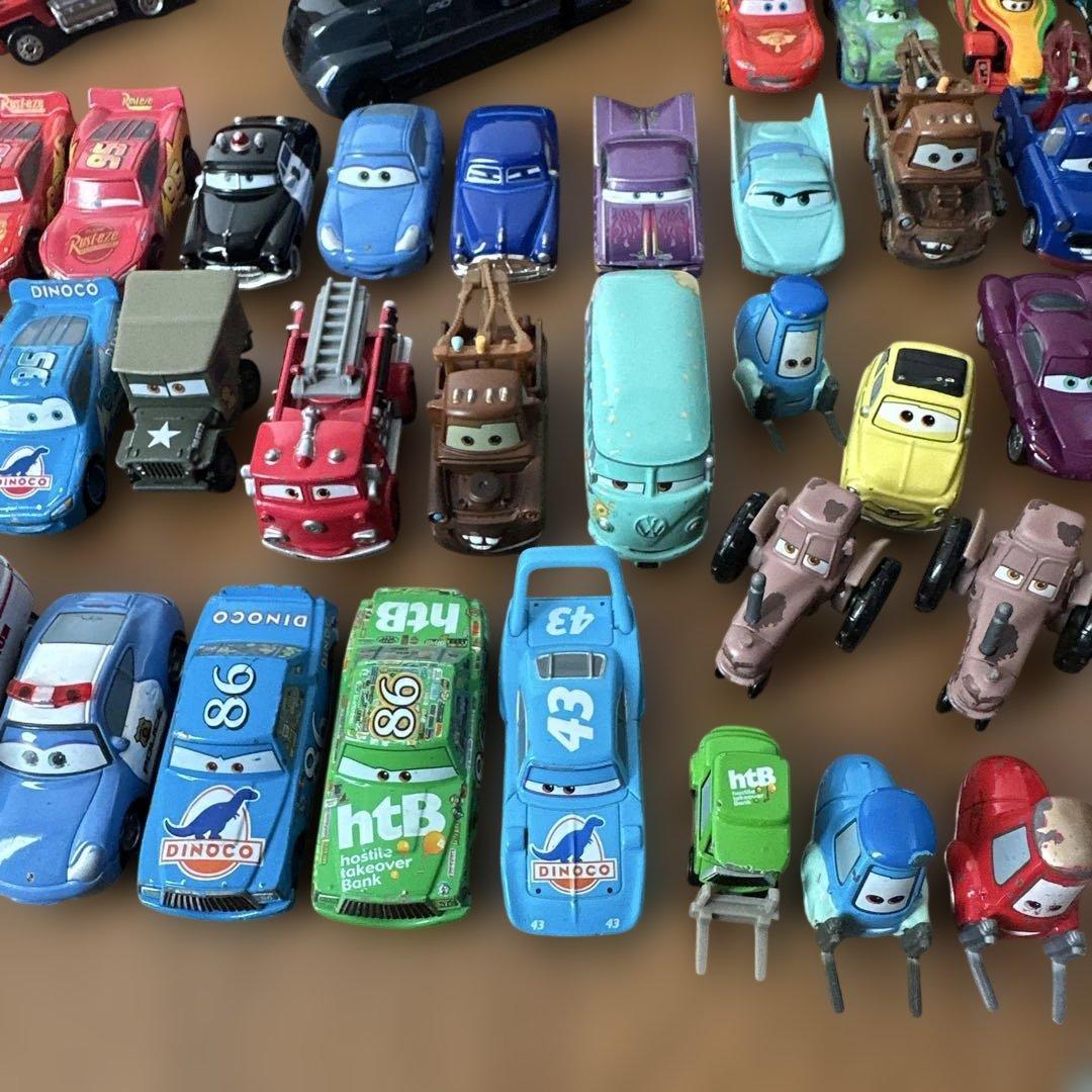 限定値下　廃盤レア希少　カーズ ディズニー トミカ 大きなマックトレーラー