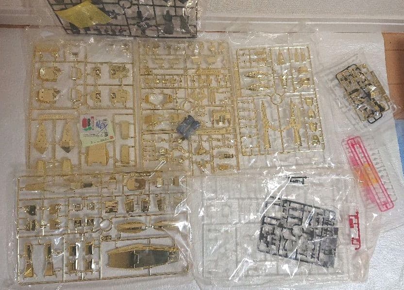 非売品 MG ガンダムNT-1ゴールドメッキVer.プラモデルコンテスト金賞景品