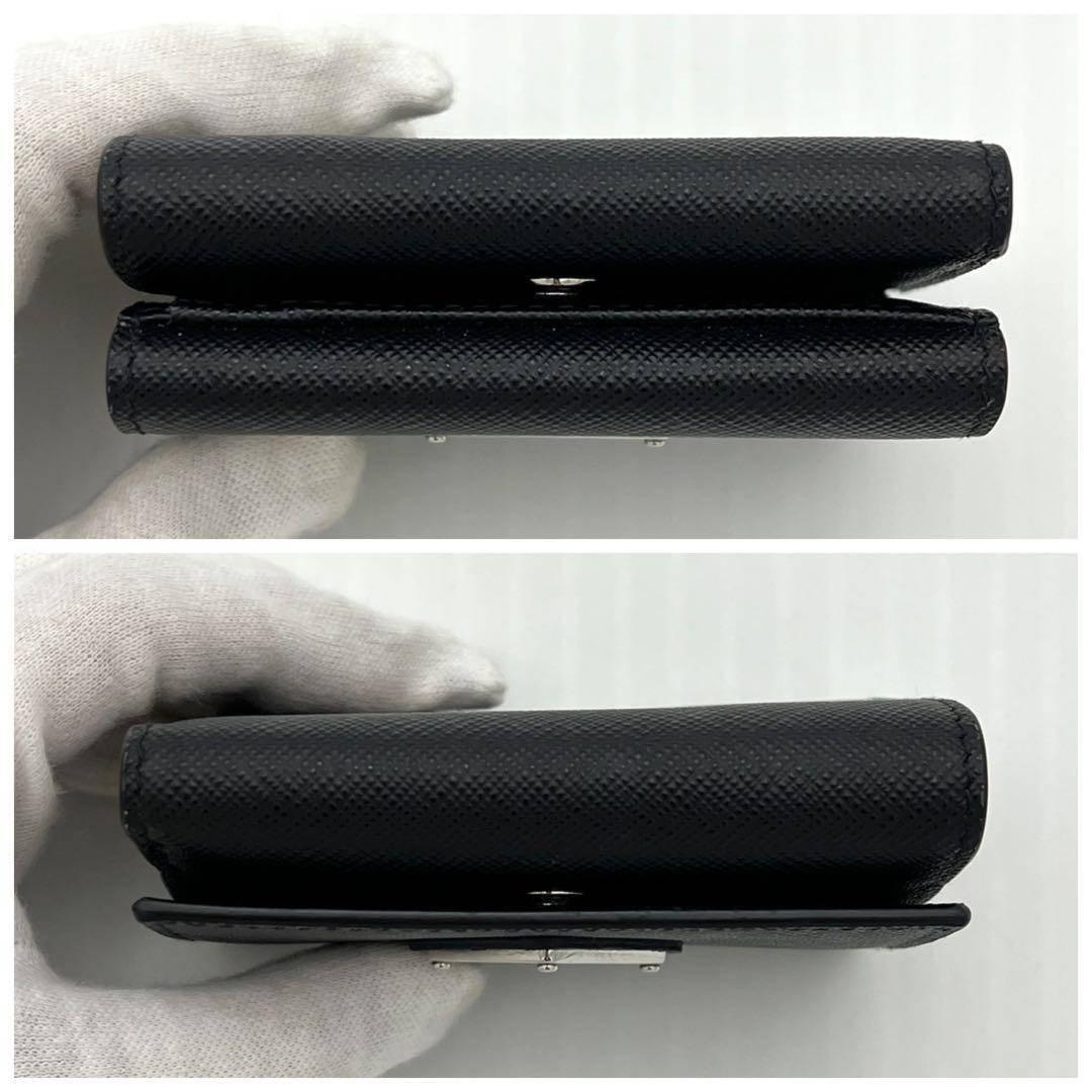 【希少品】プラダ サフィアーノ トライアングルロゴ 三つ折り財布 ブラック