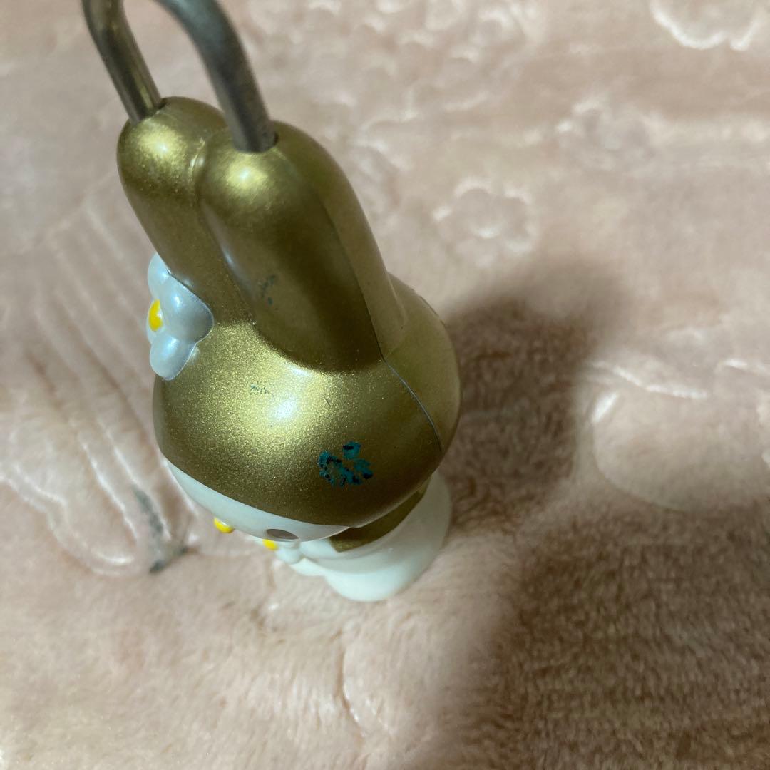 マイメロディ キーホルダー ホワイト・ゴールド　1997