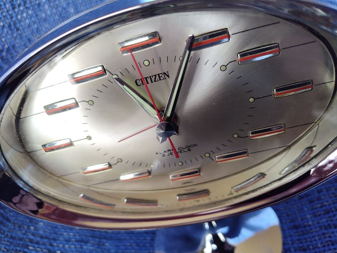 CITIZEN　スペースエイジデザイン置き時計