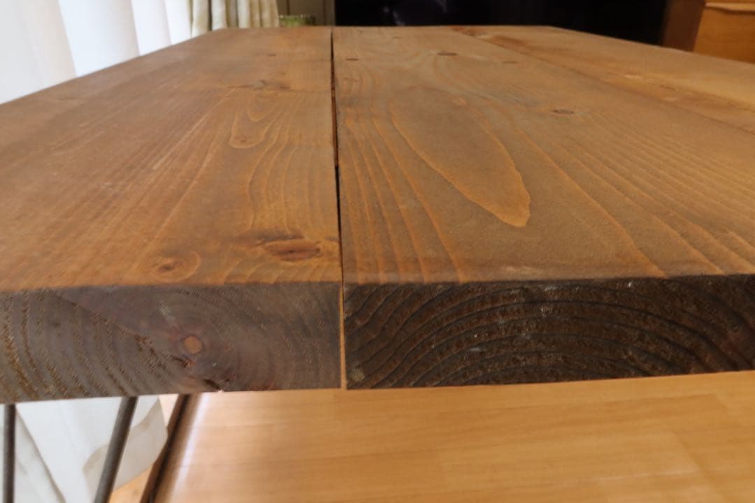 アイアン脚木製テーブル　幅約90cm奥行き約59.5cm高さ約69cm