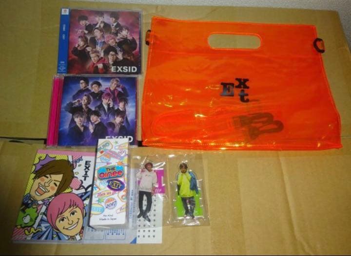 EXIT　アクリルスタンド　香水　CD　Tシャツ 管976 7.10