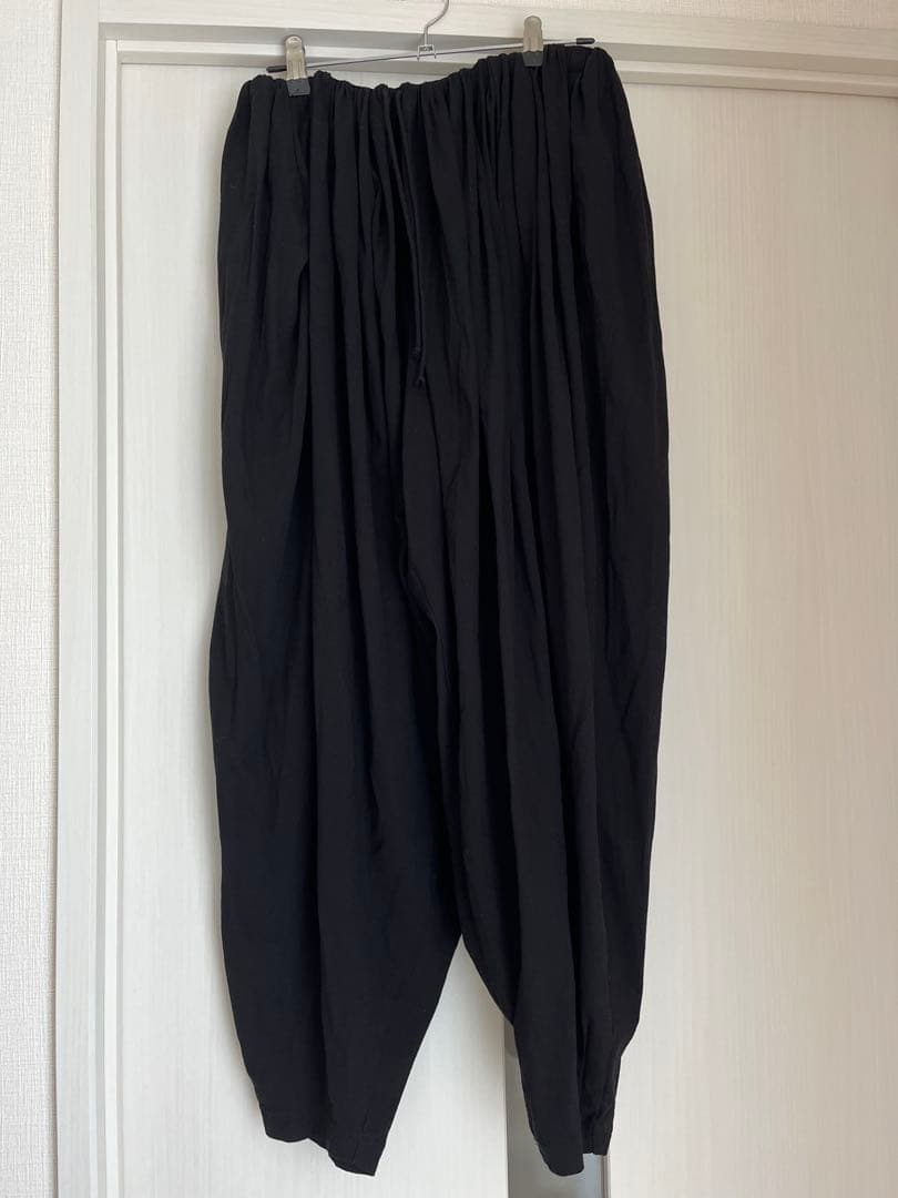 ETRE TOKYO ウエストギャザーバルーンカットパンツ　ブラック　S