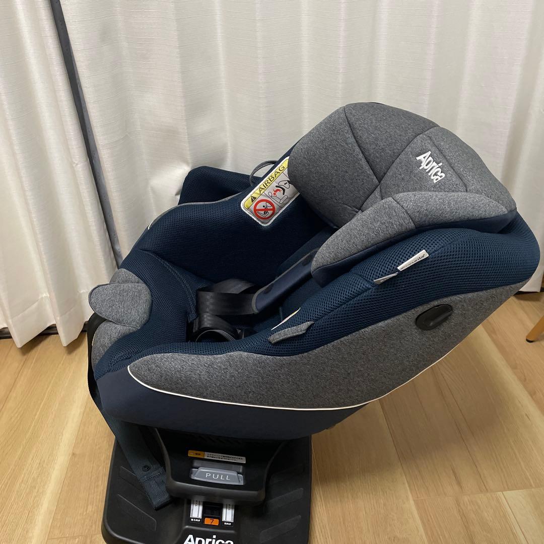 チャイルドシート　クルリラ プラス ネイビーNV【アップリカ(Aprica)】
