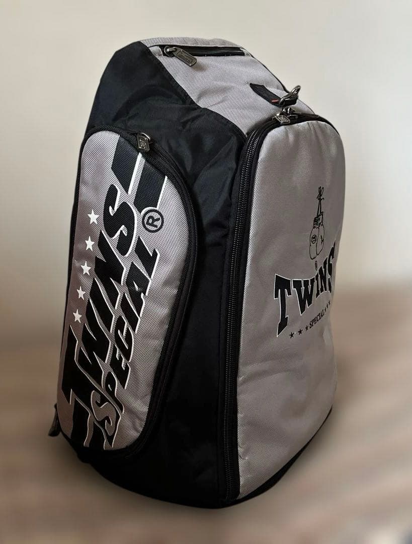 TWINS ボクシング リュック