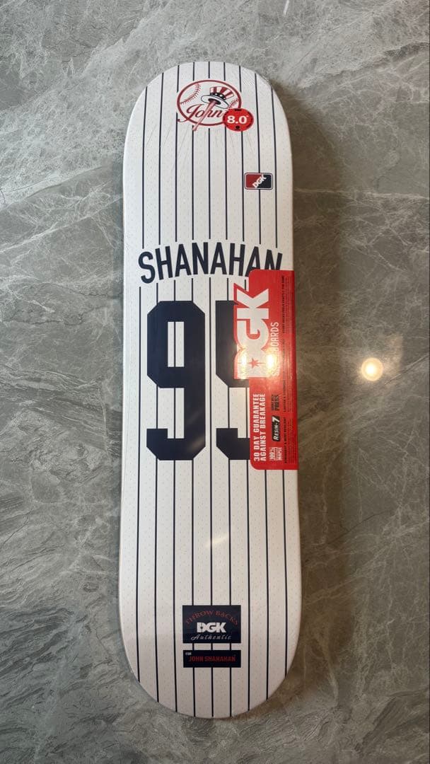 DGK JOHN SHANAHAN スケボー　スケートボード　デッキ　8インチ
