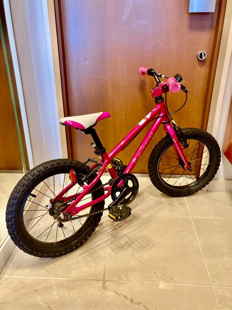 【キャリーバッグ付き・極美品】ヨツバサイクル　16インチ　クリスタルピンク