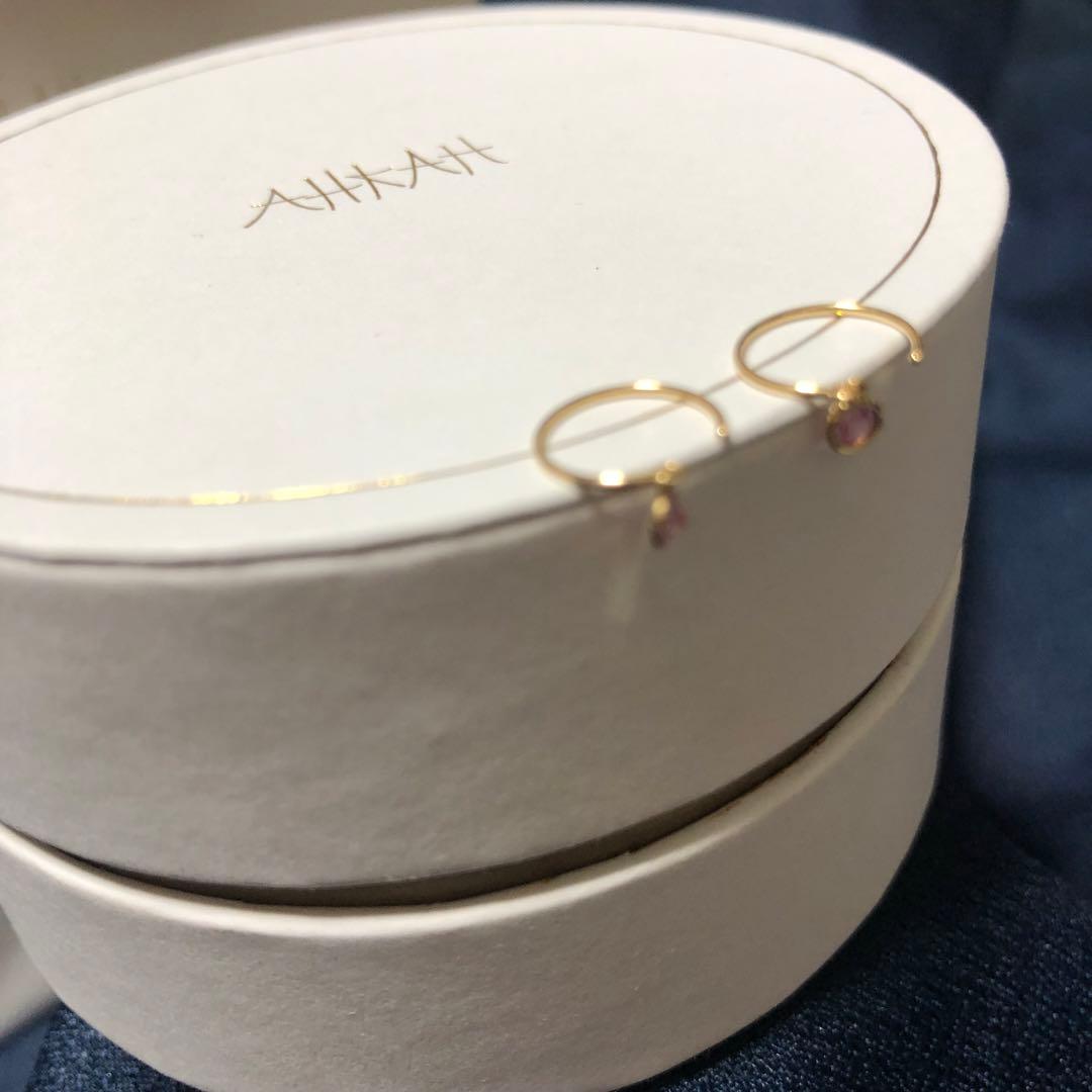 花 AHKAH K18イエローゴールド ピンクサファイアヌーディーピアス