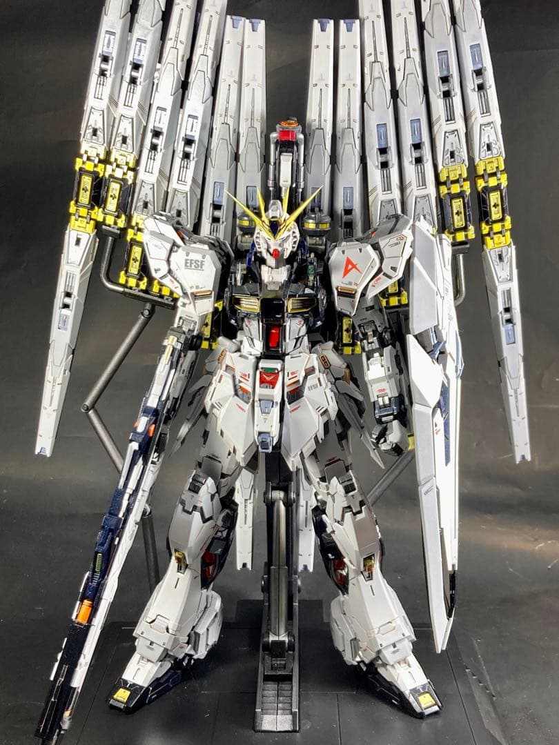 MGEX級 νガンダム 海外スタジオ 塗装済み完成品
