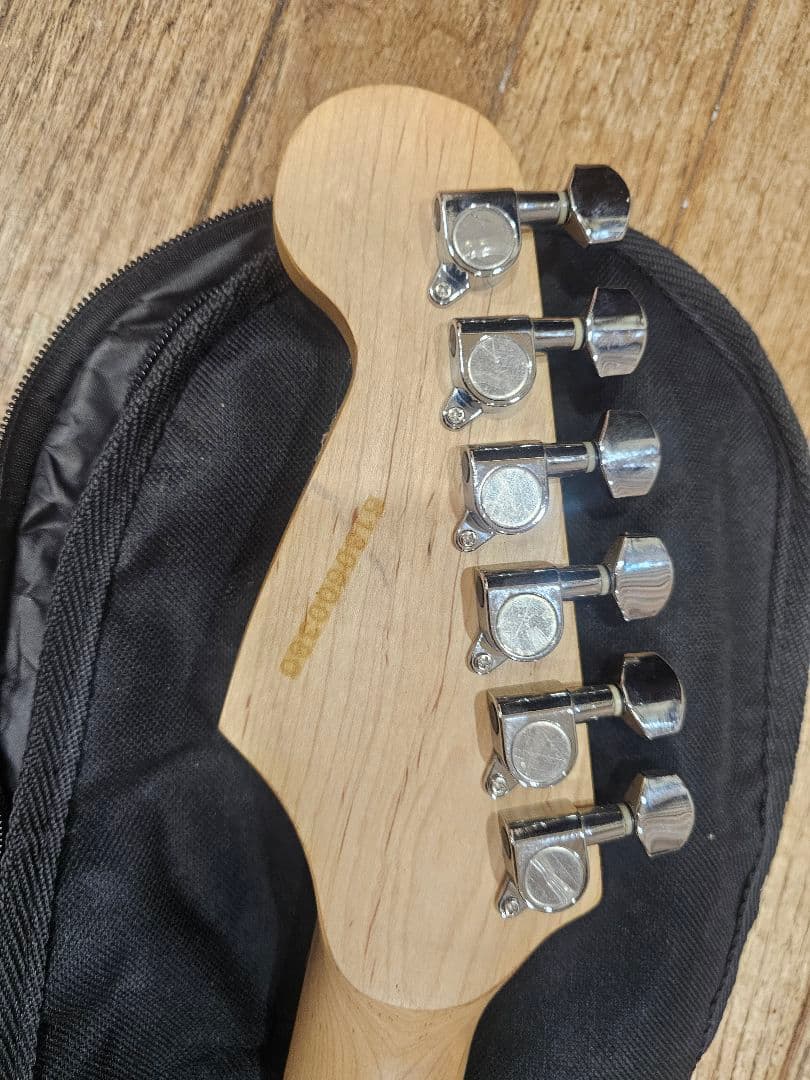 【エレキギター】Legend レジェンド エレキギター ストラトタイプ