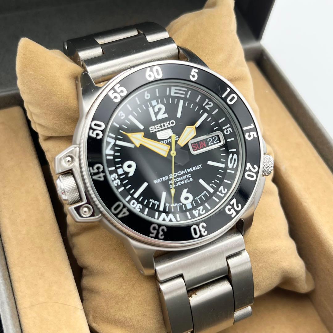 稼動 SEIKO 5スポーツ ブラックアトラス 自動巻き SKZ211J1