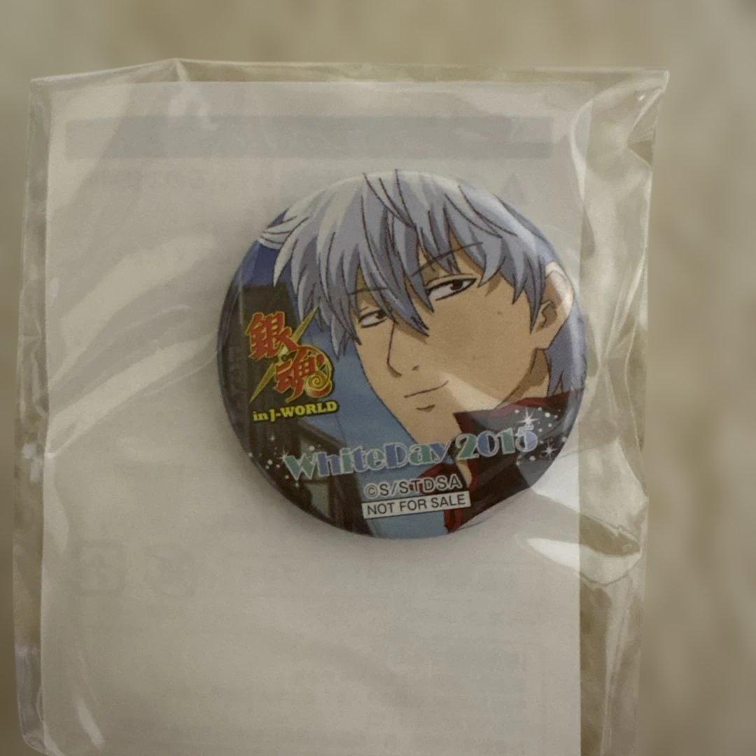 リ*】様 銀魂 J-WORLD 缶バッジ 坂田銀時、神楽、志村新八