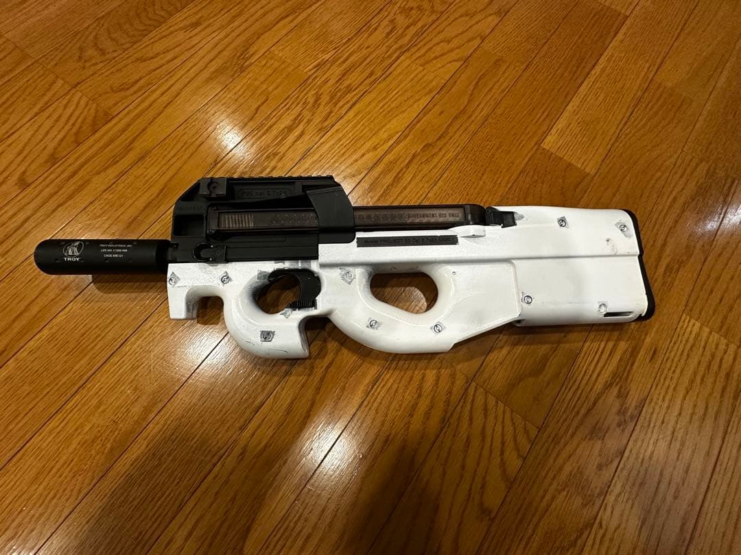 P-90TR 電動ガン サイレンサー付き