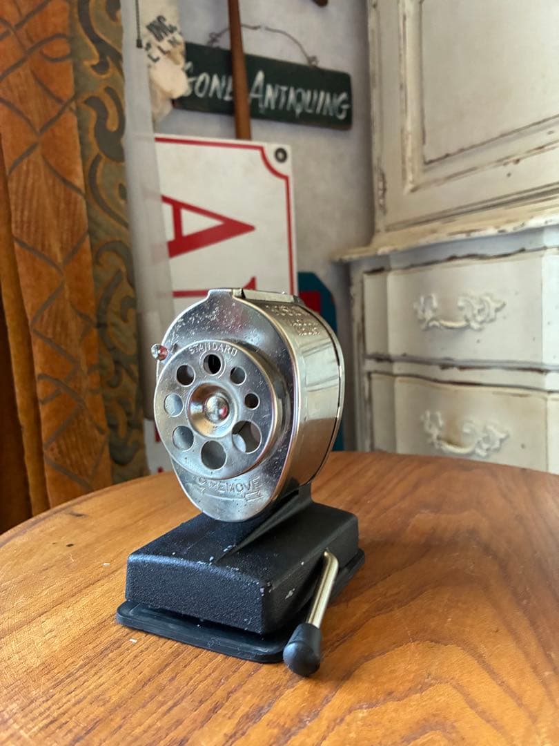 アンティーク　鉛筆削り　ペンシルシャープナー　Boston アメリカ