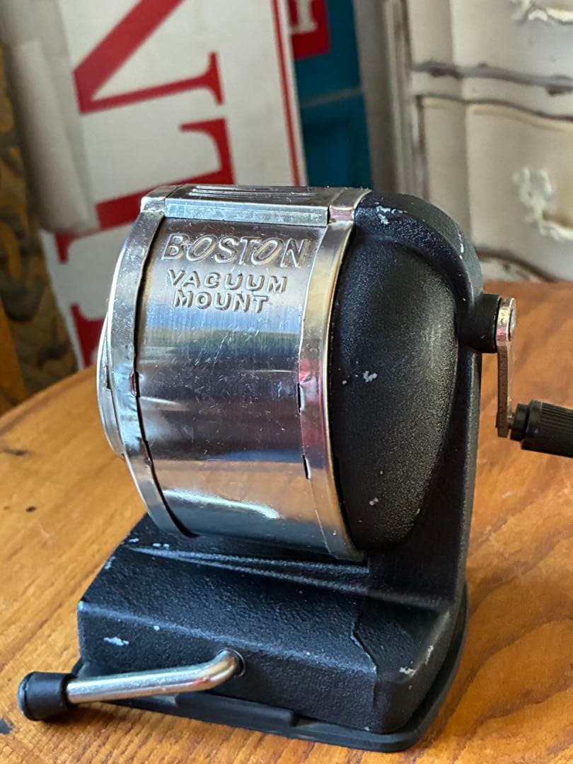 アンティーク　鉛筆削り　ペンシルシャープナー　Boston アメリカ