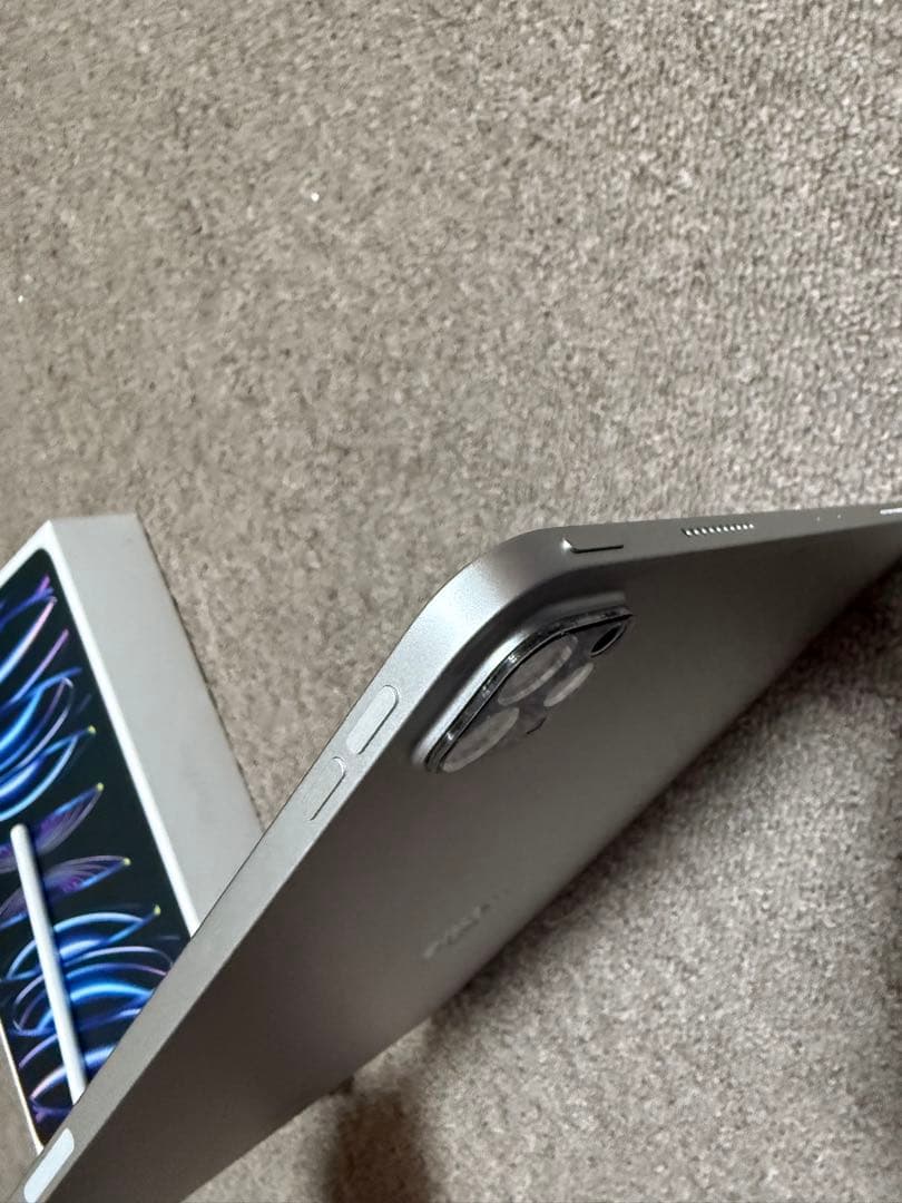 iPad Pro 12.9 第6世代 256GB Wi-Fiバッテリー100%