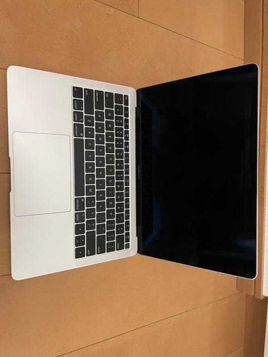 Macbook Air 2018 13inch 16gbメモリ シルバー 箱付き