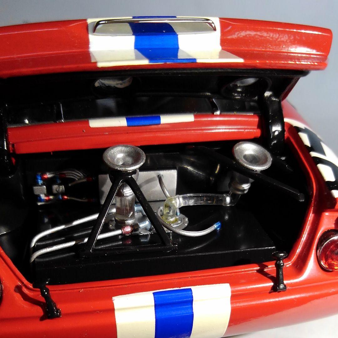 《値下げ》1/18 KYOSHO FERRARI 365GTB/4