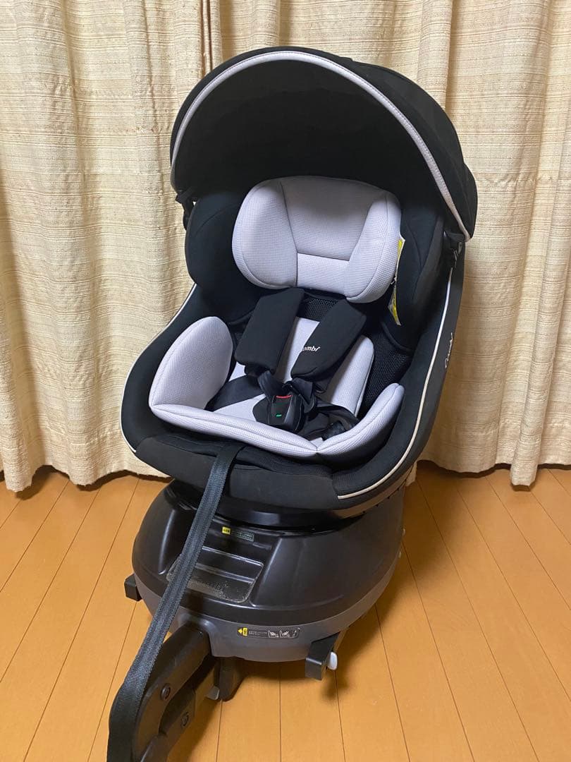 美品 Combi コンビ クルムーヴスマート ISOFIX エッグショックNeo