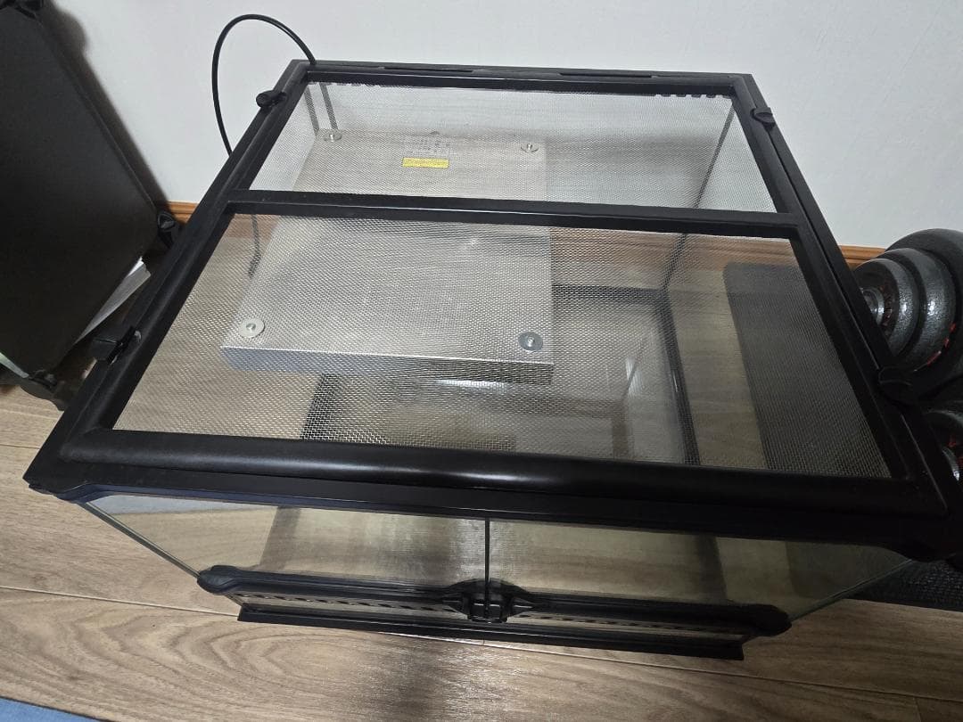 グラステラリウム45×45×30　暖突（上部ヒーター）つき