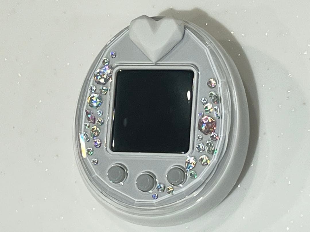 【美品・箱・説明書付き】 たまごっちピース ホワイト