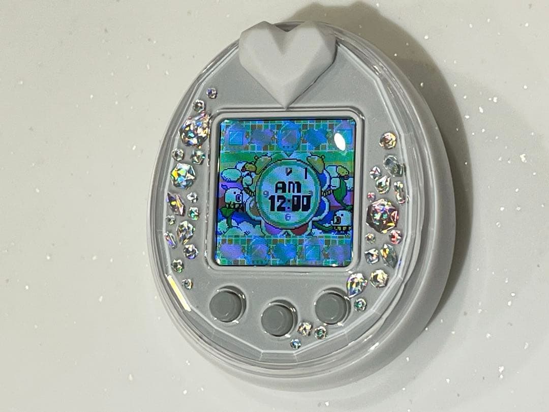 【美品・箱・説明書付き】 たまごっちピース ホワイト