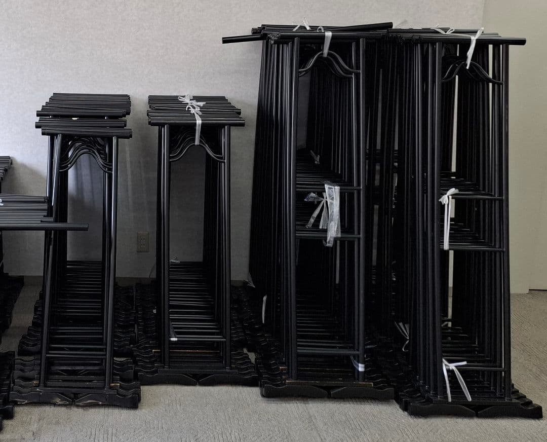 黒い衣桁１本　まとめ買い歓迎！