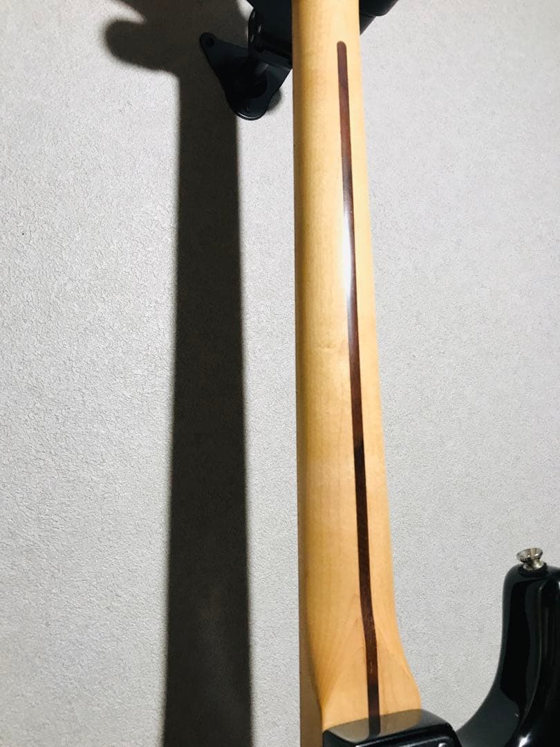 値下げ‼️超レア‼️ブラックのSquier ストラトキャスター ハローキティデザイン