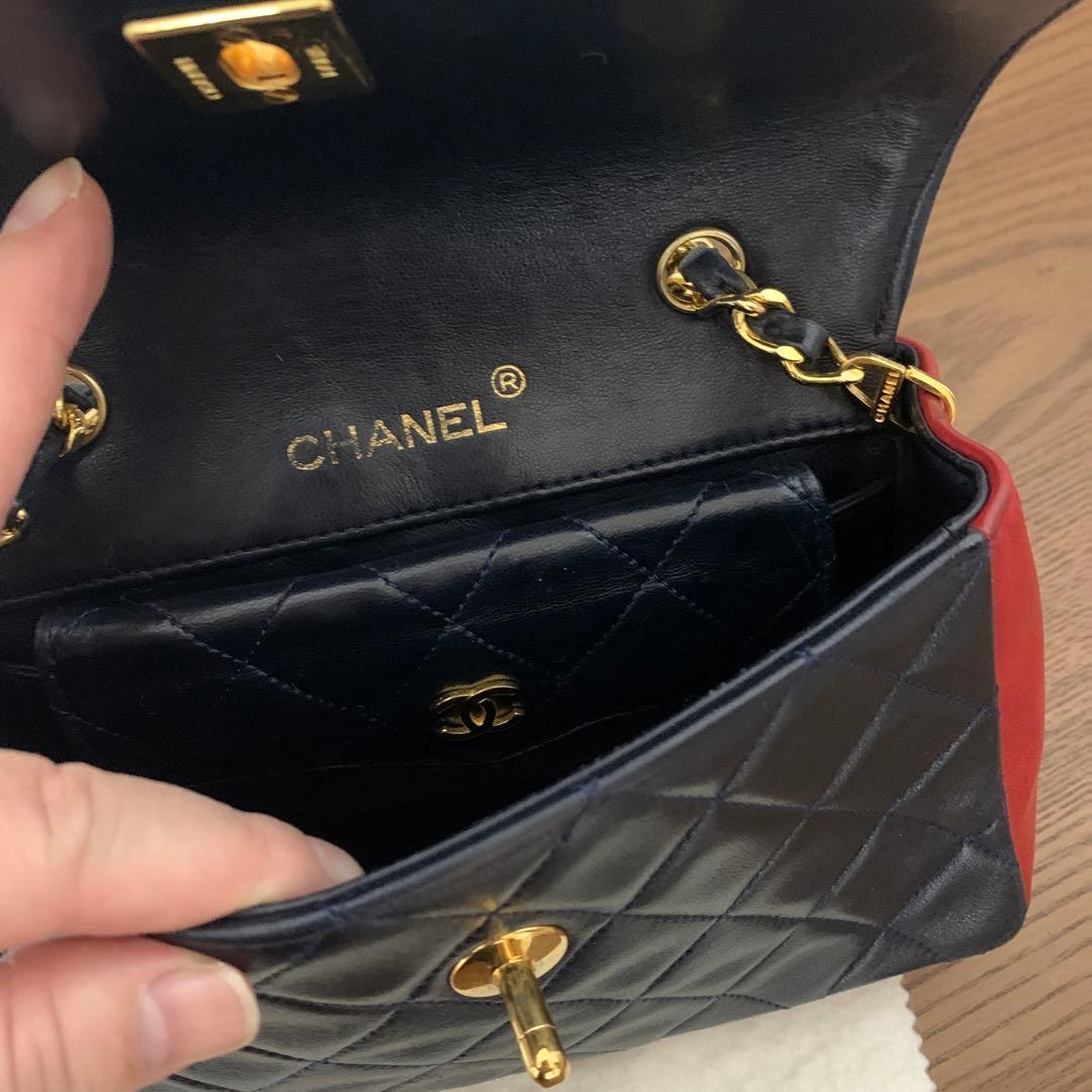 シャネルCHANELマトラッセミニショルダーバッグ