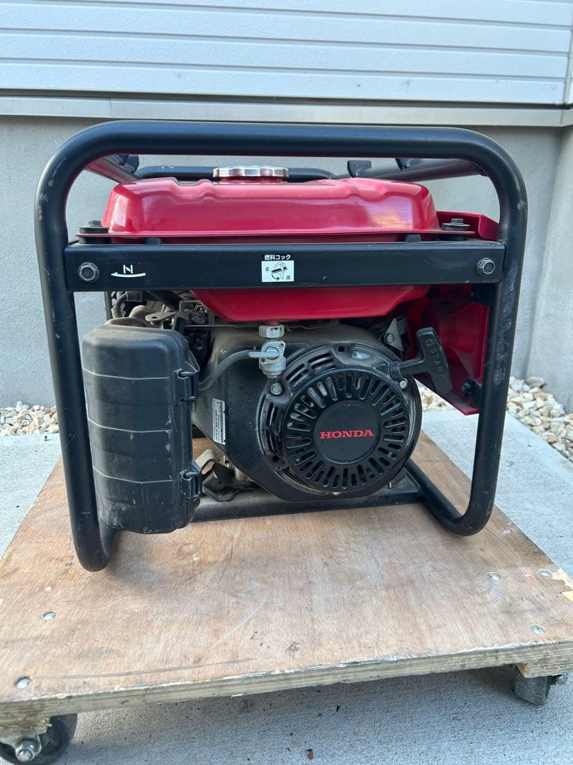 HONDA ホンダ EBR2300CX 発電機 エンジン発電機 災害用 1台