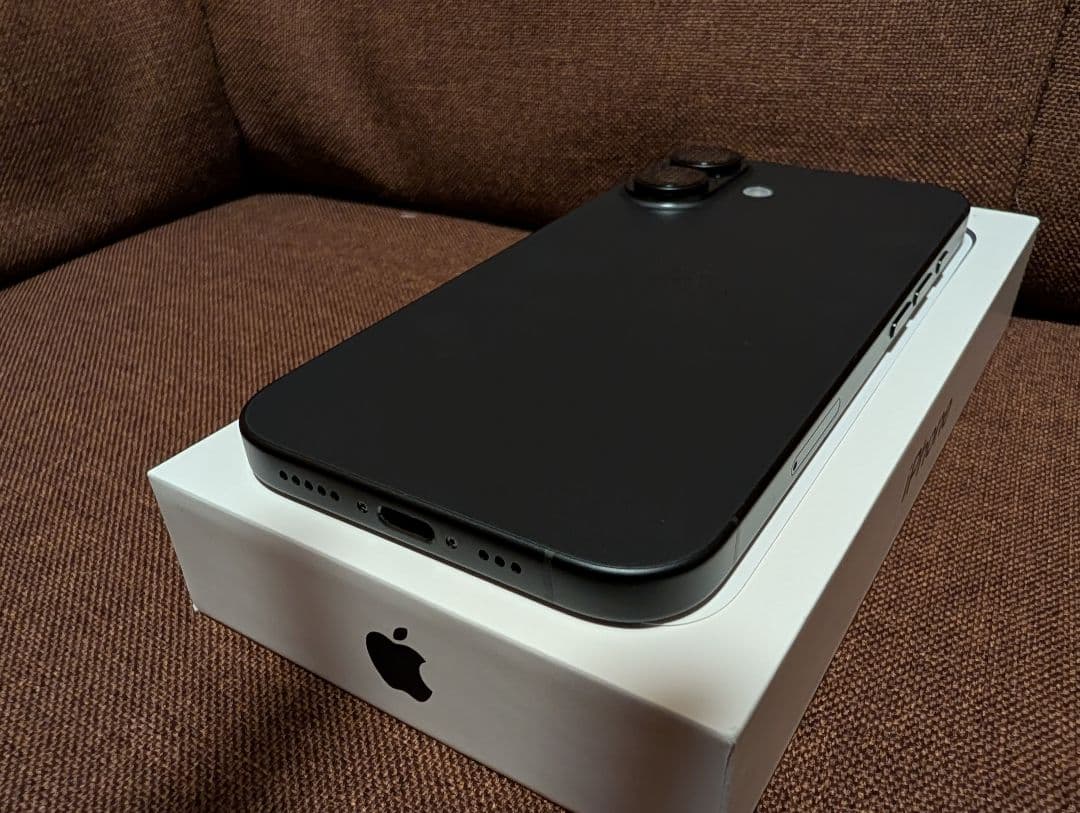 【極美品】【即日発送】iPhone 16 128GB ブラック【残債無し】
