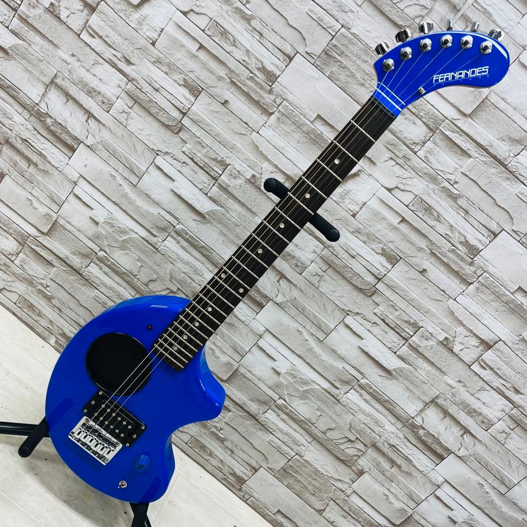 美品 Fernandes フェルナンデス アンプ内蔵ミニギター ZO-3 ブルー
