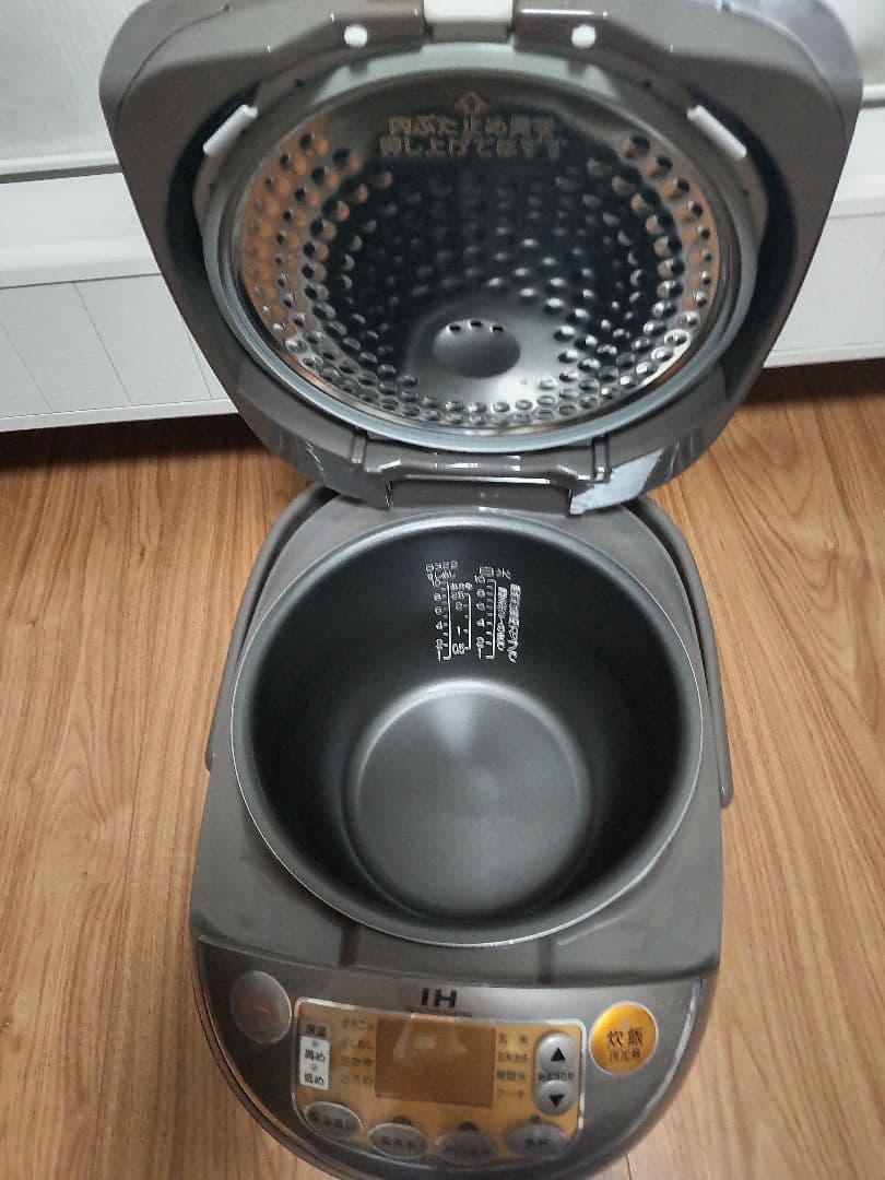 美品★象印 IH炊飯器　NP-VA18 10合 1升炊き