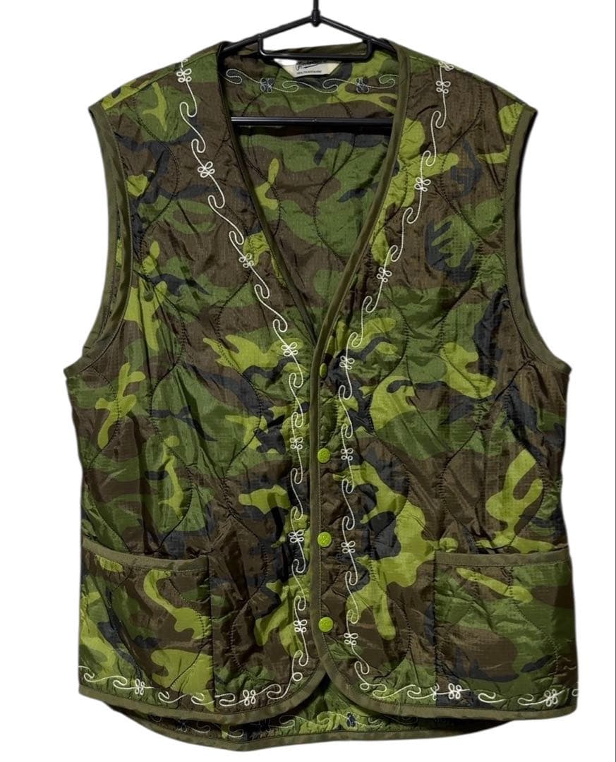 トップス TENDERLOIN NYLON SOUVENIR VEST CAMO