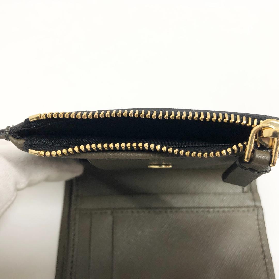 ○★新品未使用　MARNI (マルニ)　二つ折り財布　ダスティオリーブ