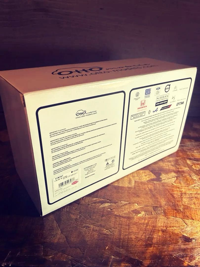 完全新品　未開封ミニカー【オットーモービル】1 /18 FD3S RX-7