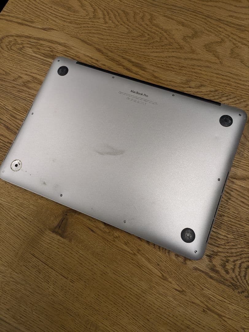 【ジャンク】MacBook Pro 8GB