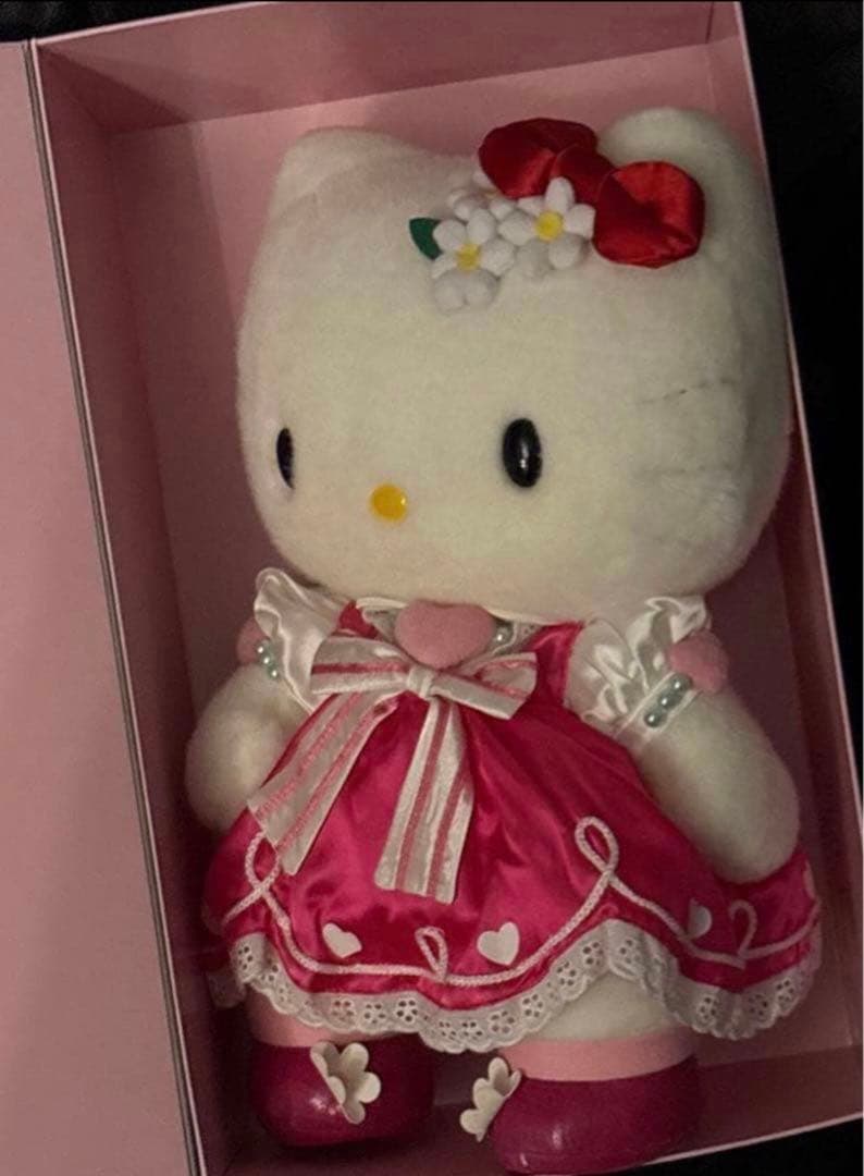 ハローキティ25周年記念 バースデードール ぬいぐるみ 800限定 新品箱入り
